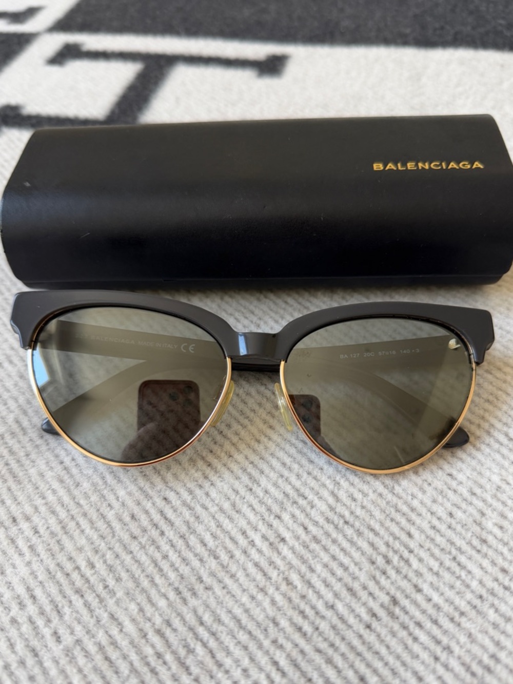 Balenciaga Cat eye Sunglasses